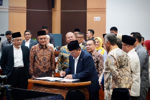 Cerita Biaya Haji 2027 Turun Padahal Harga Avtur Meroket, Ini Kata Ketua Panja Abdul Wachid