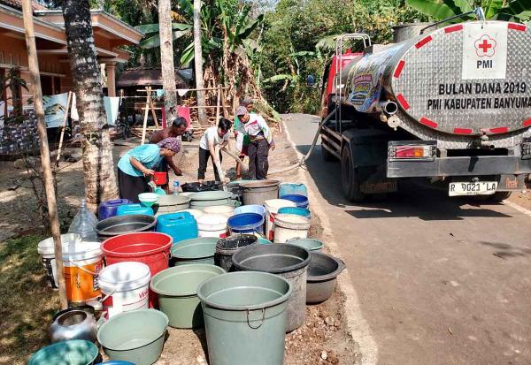 Kemarau Makin Ganas, Krisis Air Bersih Banyumas Tembus 82 Desa, 69 Ribu Warga Terdampak
