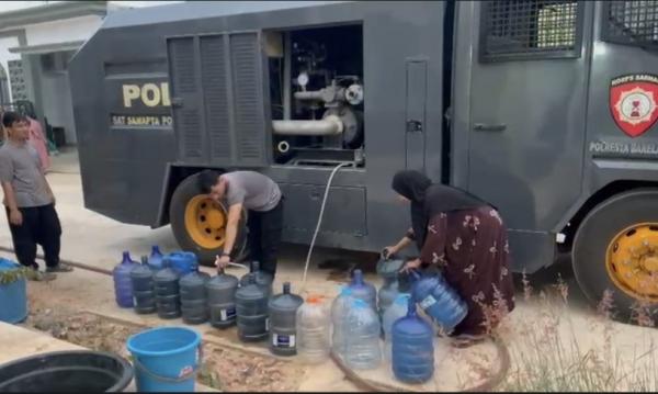 Krisis Air Nongsa, Polisi Siagakan 3 Water Cannon Bantu Warga