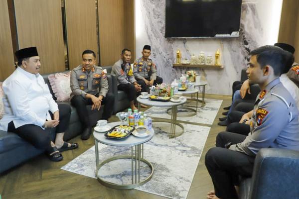 Kapolres Jombang Temui Bupati Warsubi, Minta Dukungan Jaga Kamtibmas