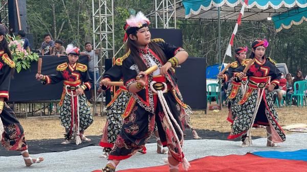 Warok Cilik Perempuan hingga Rodat, 17 Desa Tumpah Ruah di Gelar Budaya Pabelan