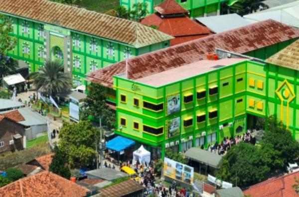 MUI Imbau Tak Hadirkan Habib Taufiq Assegaf di Maulid Buyut, Pihak Al Bahjah Tetap pada Agenda Awal