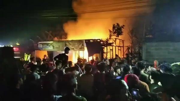 Kebakaran Rumah di Kendal, Pemilik Alami Luka Bakar, Kerugian Rp350 Juta