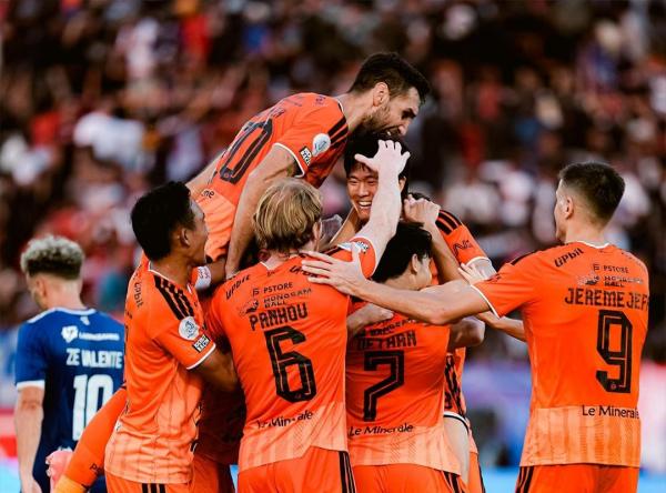Persija Bantai PSIM 4-0, Macan Kemayoran Rebut Puncak Klasemen Super League
