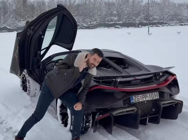 Tak Perlu Tiru China, CEO Bugatti Sindir Strategi Produsen Mobil Eropa