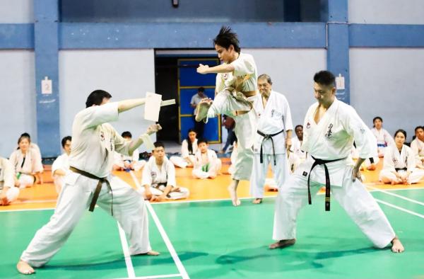 Pernah Jadi Korban Bullying, Remaja Surabaya Bangkit Lewat Karate Kyokushinkai