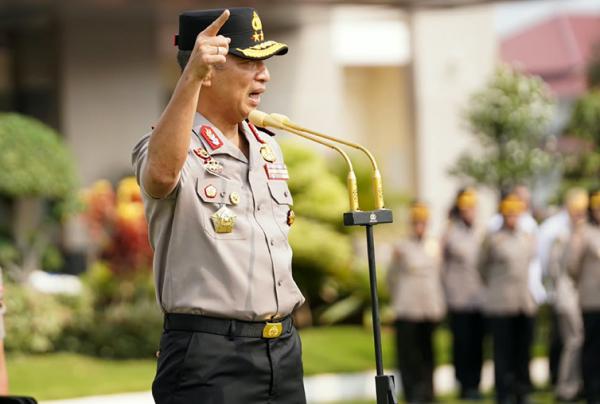 Apel Perdana, Kapolda Jateng: Tak Ada Toleransi bagi Anggota yang Membekingi Judi dan Narkoba