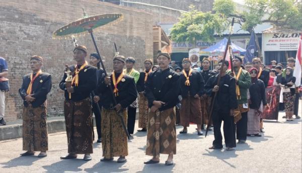 Kirab Budaya HUT ke-346 Kartasura, 25 Kontingen Tampilkan Kreativitas Lokal