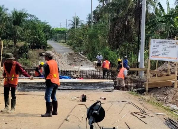 Jembatan Dibangun, Akses Pandansari–Purwodadi Pringsewu Sementara Dialihkan
