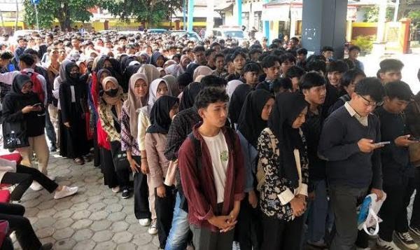 TPT Jatim Turun, Pengangguran Lulusan SMK Justru Tertinggi Capai 5,79 Persen