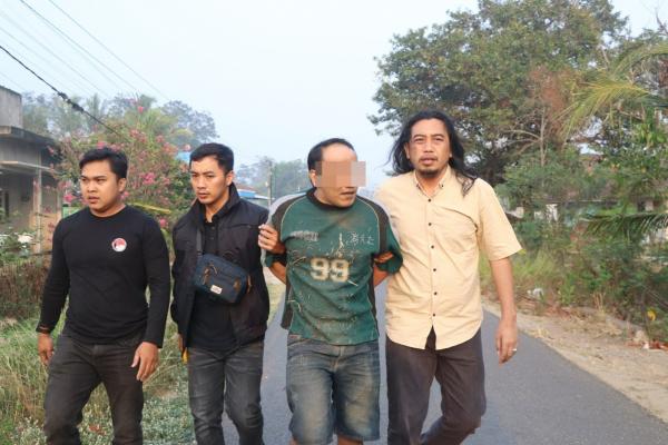 Dramatis! Kejar-kejaran Warnai Penggerebekan Narkoba di Margakaya, Dua Pria Ditangkap
