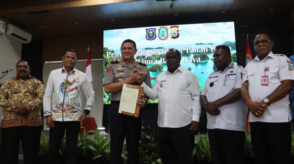 Pemkab Sorong Hibahkan 10 Hektare Tanah untuk Pembangunan Mako Polda PBD