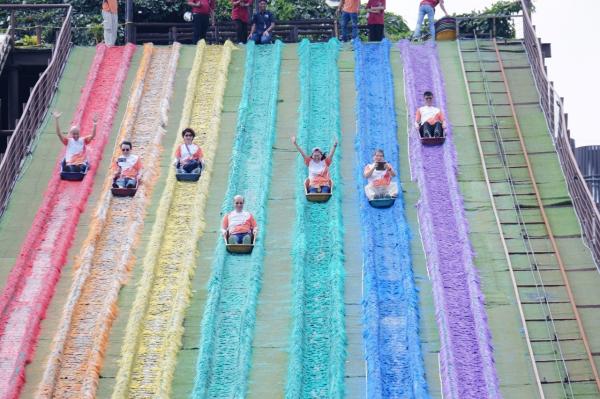 Sempat Ditutup, Perosotan Raksasa Dusun Semilir Bawen Kembali Beroperasi