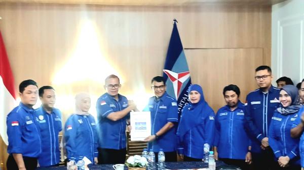 Eks Kapolda Mendaftar jadi Ketua Ketua DPD di Musda Demokrat NTB, Bawa 11 Surat Dukungan Lengkap