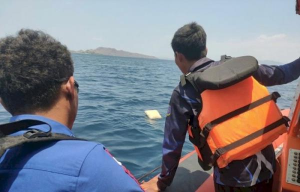 Serpihan KM Feronia Ditemukan di Batu Bolong, Pencarian Dive Master 23 di Labuan Bajo Berlanjut