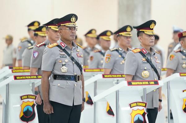 13 Jabatan Strategis di Polda Jateng Resmi Sertijab, Ini Daftar Lengkap Nama-namanya