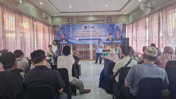 Jaga Kualitas Masakan, Pengelola Dapur SPPG di Jombang Dibekali Standar Keamanan Pangan