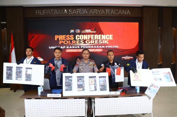 Teror Perempuan di Gresik dengan Tagihan Pinjol Fiktif, Pelaku Ditangkap