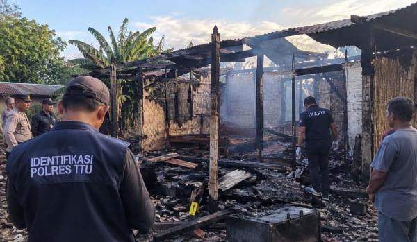 Polisi Identifikasi Penyebab Rumah Warga Terbakar dan Tewaskan Dua Orang