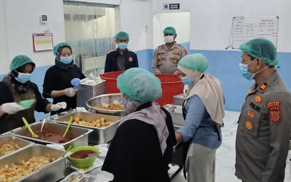 Polisi Turun Subuh, Pastikan Dapur MBG di Pidie Jaya Siap Sajikan Makanan untuk Siswa