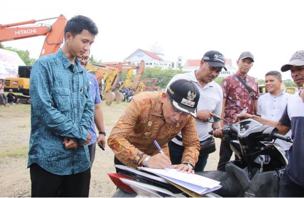 94 Alat Berat Kepung Pidie Jaya! Sibral Malasyi Jemput Amunisi Pemulihan Pascabencana