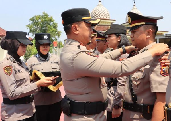 Polres Grobogan Gelar Sertijab Enam Jabatan PJU, dari Wakapolres, Kasat Lantas Hingga Kasiwas