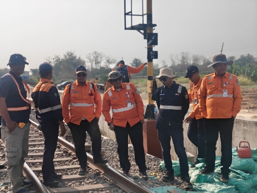 Jelang Musim Hujan, KAI Daop 4 Semarang Pantau 5 Titik Rel Rawan Banjir di Grobogan