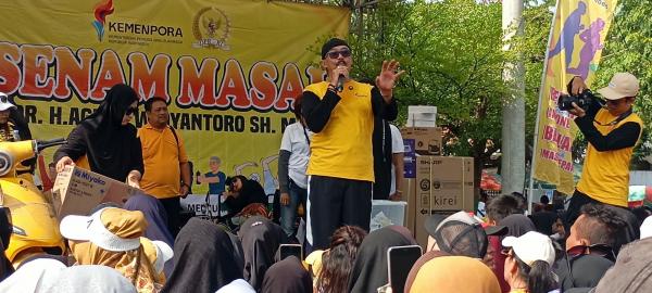 Kemenpora dan Komisi X DPR Gelar Senam Massal 3.000 Warga, Gaungkan Hidup Sehat