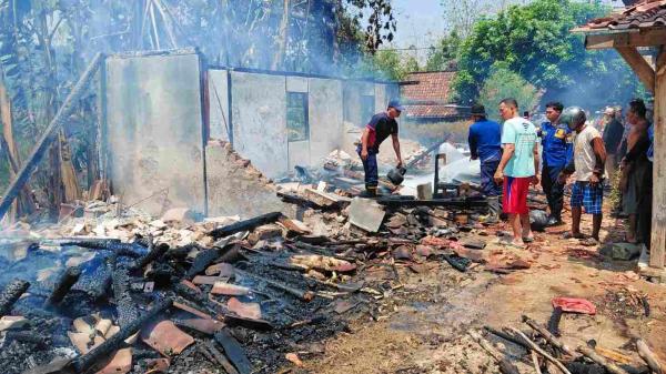 Kebakaran Rumah dan Kandang Sapi di Boyolali, Kerugian Ditaksir Rp100 Juta