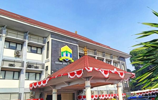 IKLI Kota Serang Lampaui Target, Pengamat Soroti Kesenjangan Infrastruktur dan Kepuasan Warga