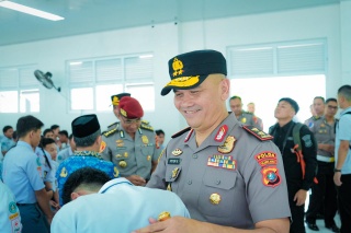 Kapolda Sulbar Tegaskan Masuk Polri Gratis, Siswa SMKN 1 Rangas Diminta Jangan Takut Bermimpi