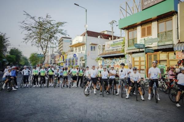 Gowes ke Yogyakarta Tak Sekadar Olahraga, 25 Peserta Turun Aksi Tanam Pohon dan Bersihkan Lingkungan