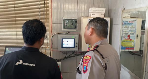 Kapolres Bondowoso Sidak Sejumlah SPBU, Pastikan Stok BBM Aman dan Distribusi Lancar