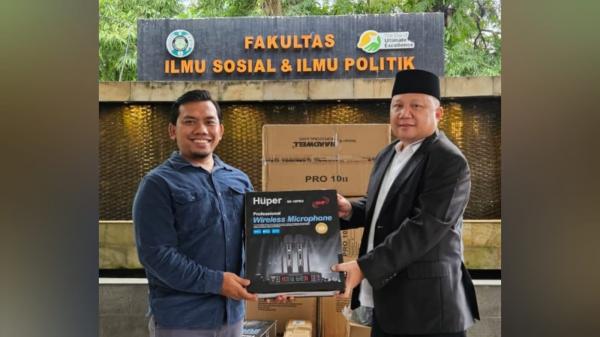 Dies Natalis ke-46 Fisip USU, Sugiat Santoso Hibahkan Perangkat Audio Senilai Puluhan Juta Rupiah