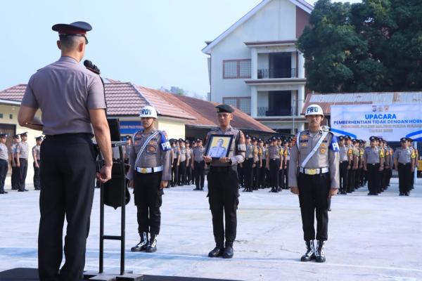 Tersandung Kasus Narkotika, Aipda Abdul Kadir Resmi Dipecat dari Polres Majene