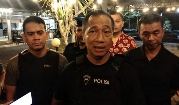 Kapolda Jateng Ungkap Perlawanan Terduga Pembakar Warung Mi Babi Sukoharjo, 2 Polisi Terluka