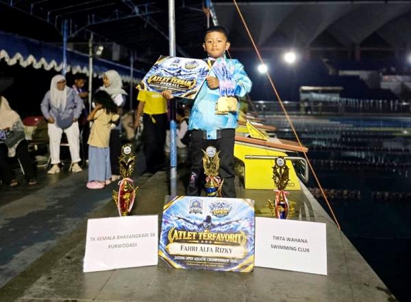 Keren! Kakak Beradik Asal Grobogan Borong 28 Medali di Jateng Open Aquatic Championship 2026