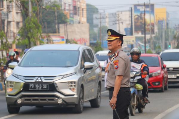 Kombes Amry Turun Jalan: Sinyal Tegas Polresta Sorong Kota Bedah Kemacetan Titik Rawan