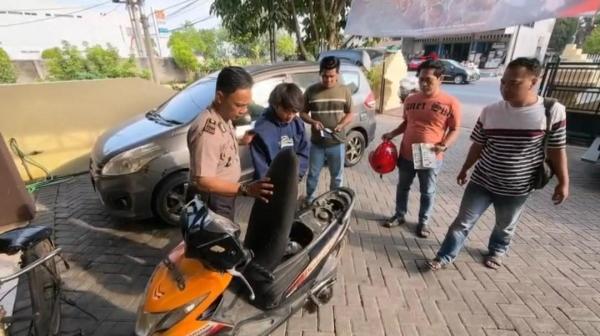 Tidur di Musala Rest Area Jombang, Motor Warga Pasuruan Digasak Pemuda Berambut Gondrong