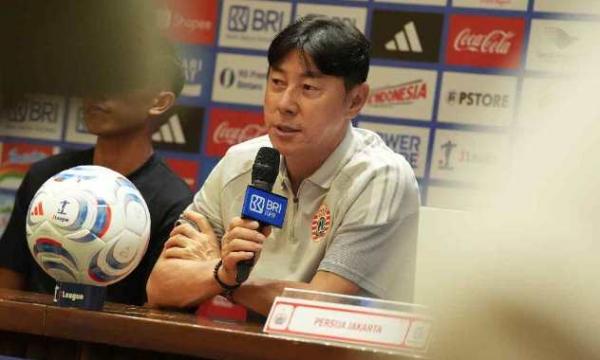 Oknum Suporter Kembali Bikin Ulah, Pelatih Shin Tae-yong Sebut Rugikan Persija