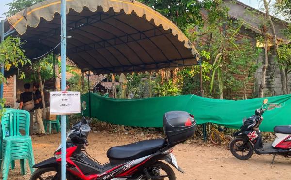 Kisah Ibu di Ponorogo yang Viral, Berjuang Hidupi 4 Anak dengan Jualan Daun Pisang