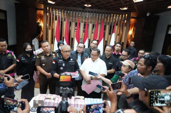 Kejati Jatim Dalami Dugaan Aliran Pungli Rp687,5 Juta ke Mantan Kepala Dinas ESDM