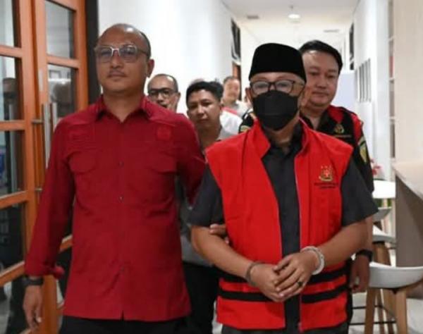 Wabup Indramayu Syaefudin Ditahan Kejati Jabar, Kerugian Negara Capai Rp18,79 Miliar