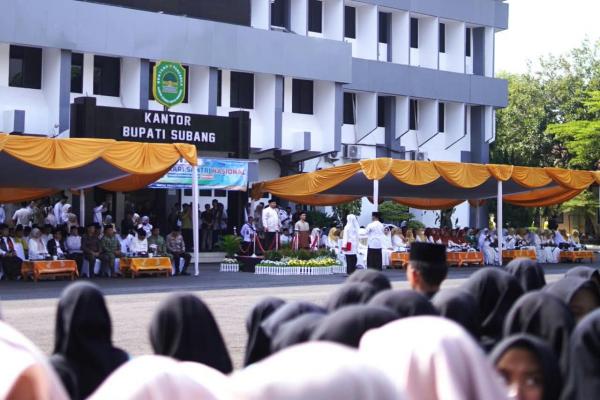 Santri Menguatkan Negeri, Bupati Subang Dorong Generasi Muda Songsong Indonesia Emas 2045