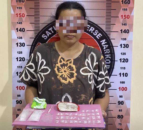 Satresnarkoba Polres Aceh Tenggara Amankan Seorang Perempuan dengan 34 Paket Sabu