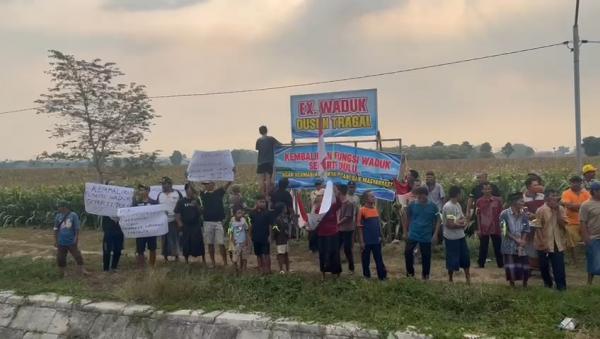 Warga Kedungpapar Jombang Demo Pertahankan Tanah Eks Waduk, Curigai Praktik Mafia Tanah