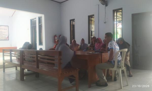 Belasan Emak-Emak Geruduk Balai Desa Kebangga, Mengadu Pamsimas Tak Mengalir Selama Dua Bulan