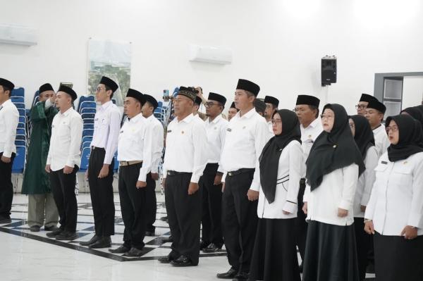 Lantik 23 Kepala Sekolah, Bupati Karawang Minta Tingkatkan Mutu Pendidikan