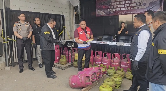Bareskrim Ungkap Bisnis LPG Oplosan di Sidoarjo, Gas Ilegal Diduga Dikirim ke NTT dan NTB