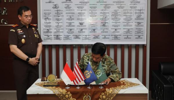 Tingkatkan Keandalan APH, Kejari Blitar Bersama Kaotmilti III Surabaya Gelar FGD